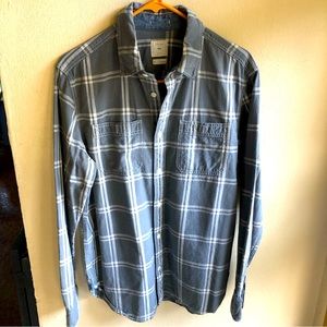 Gap Cotton Canvas Button-down Shirt. Grey/Off white Windowpane Plaid. Medium